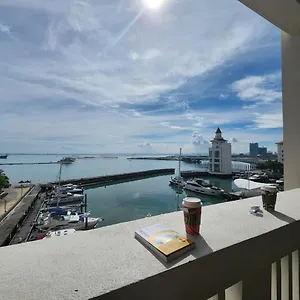 Straits Quay Marina Penang By Aurorahomes Apartment